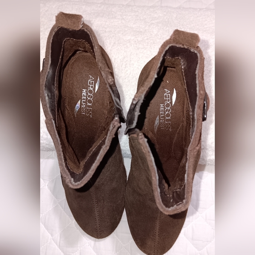 AEROSOLES  Dark Brown Ankle Booties Size 6.5M - Picture 6 of 10